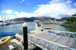 Hafen von Cairns